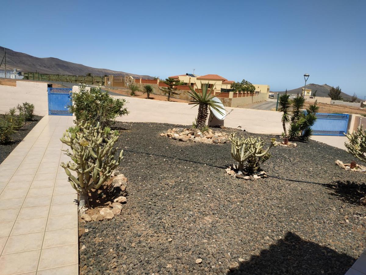 Villa Casa Del Sol 3 Bedroom Villa With Private Solar Covered 12M X 6M Pool Minimum Stay 7 Nights Chromecast And Wifi Throughout The Property Triquivijate Exterior foto