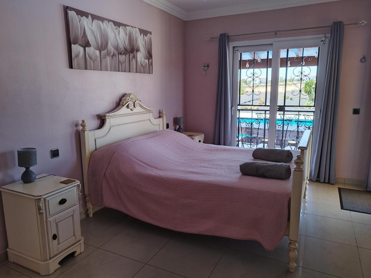 Villa Casa Del Sol 3 Bedroom Villa With Private Solar Covered 12M X 6M Pool Minimum Stay 7 Nights Chromecast And Wifi Throughout The Property Triquivijate Exterior foto